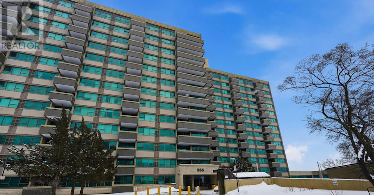 10-555 Brittany Drive, Ottawa, ON, K1K 4C5 - 2
