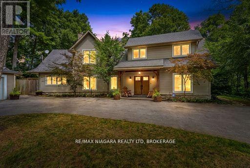 429 Ridge Road E, Grimsby, ON, L0R 1B2