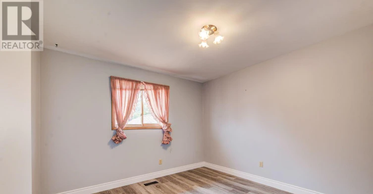 575 Springbank Avenue N, Woodstock, ON, N4T 1H5 - 17