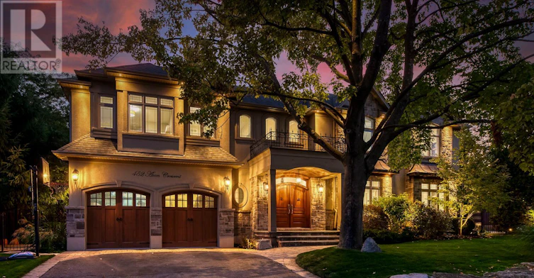 452 Avon Crescent, Oakville, ON, L6J 2T3 - 3