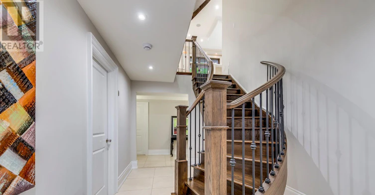 452 Avon Crescent, Oakville, ON, L6J 2T3 - 44