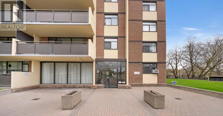 105-5 Frith Road, Toronto, ON, M3N 2L5 - 17