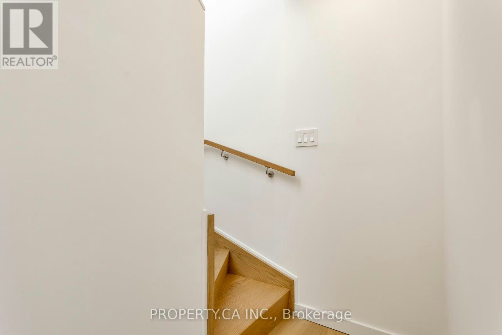 4-301 Keele Street, Toronto, ON, M6P 2K5 - 34