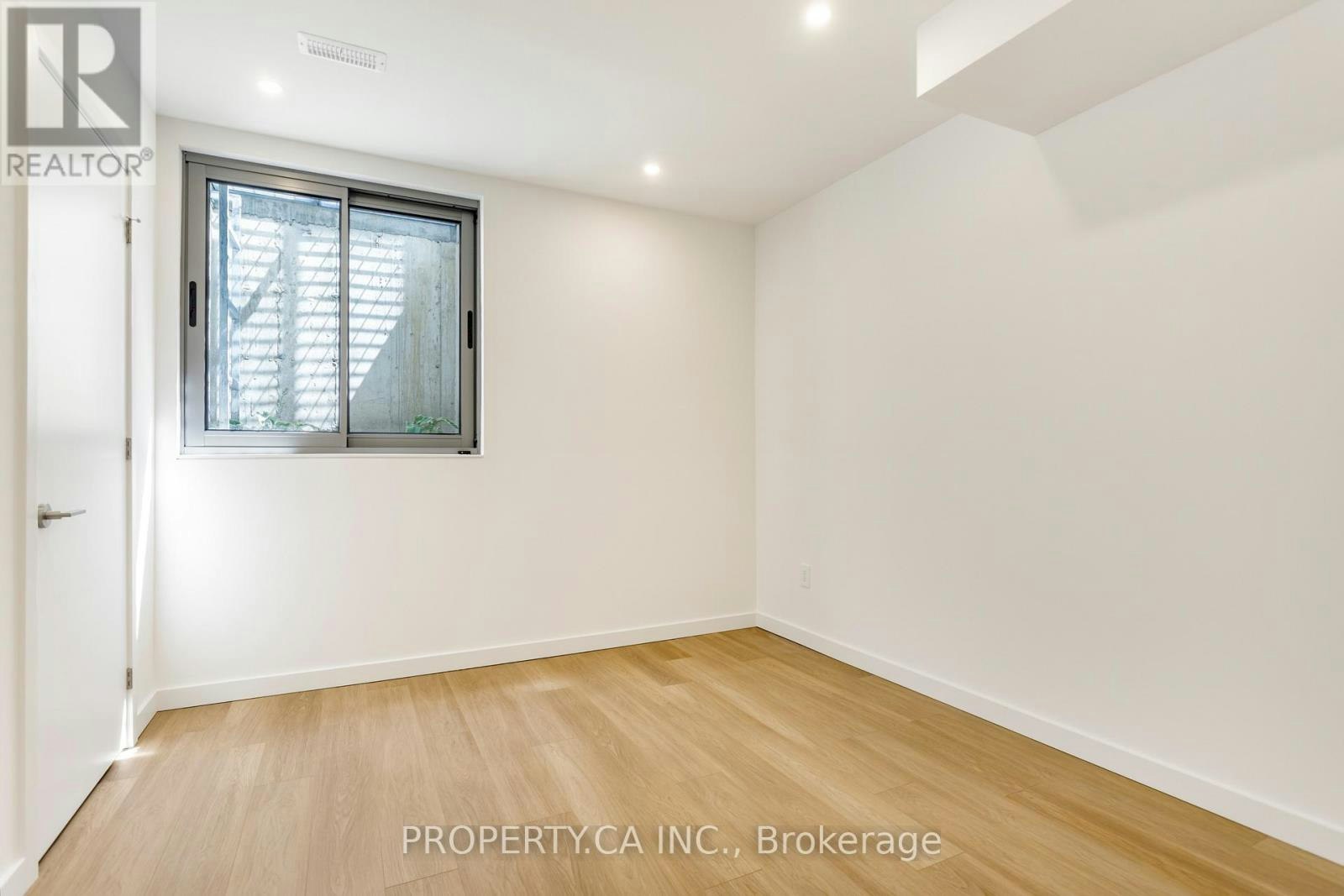 4-301 Keele Street, Toronto, ON, M6P 2K5 - 44