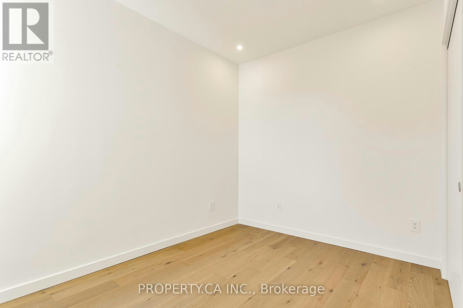 4-301 Keele Street, Toronto, ON, M6P 2K5 - 19