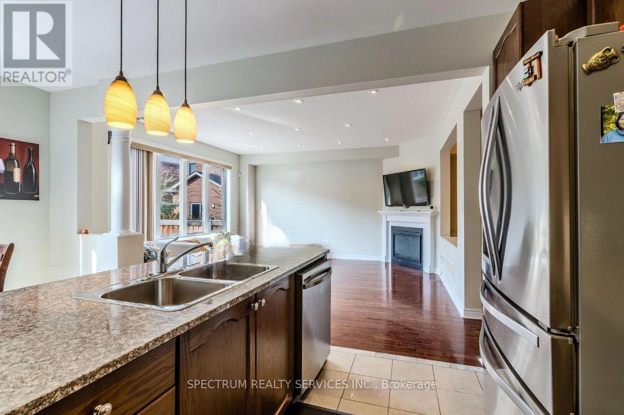 1108 Savoline Boulevard, Milton, ON, L9T 8P5 - 4