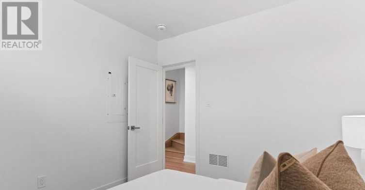 1-15 Acorn Avenue, Toronto, ON, M9B 3P7 - 26