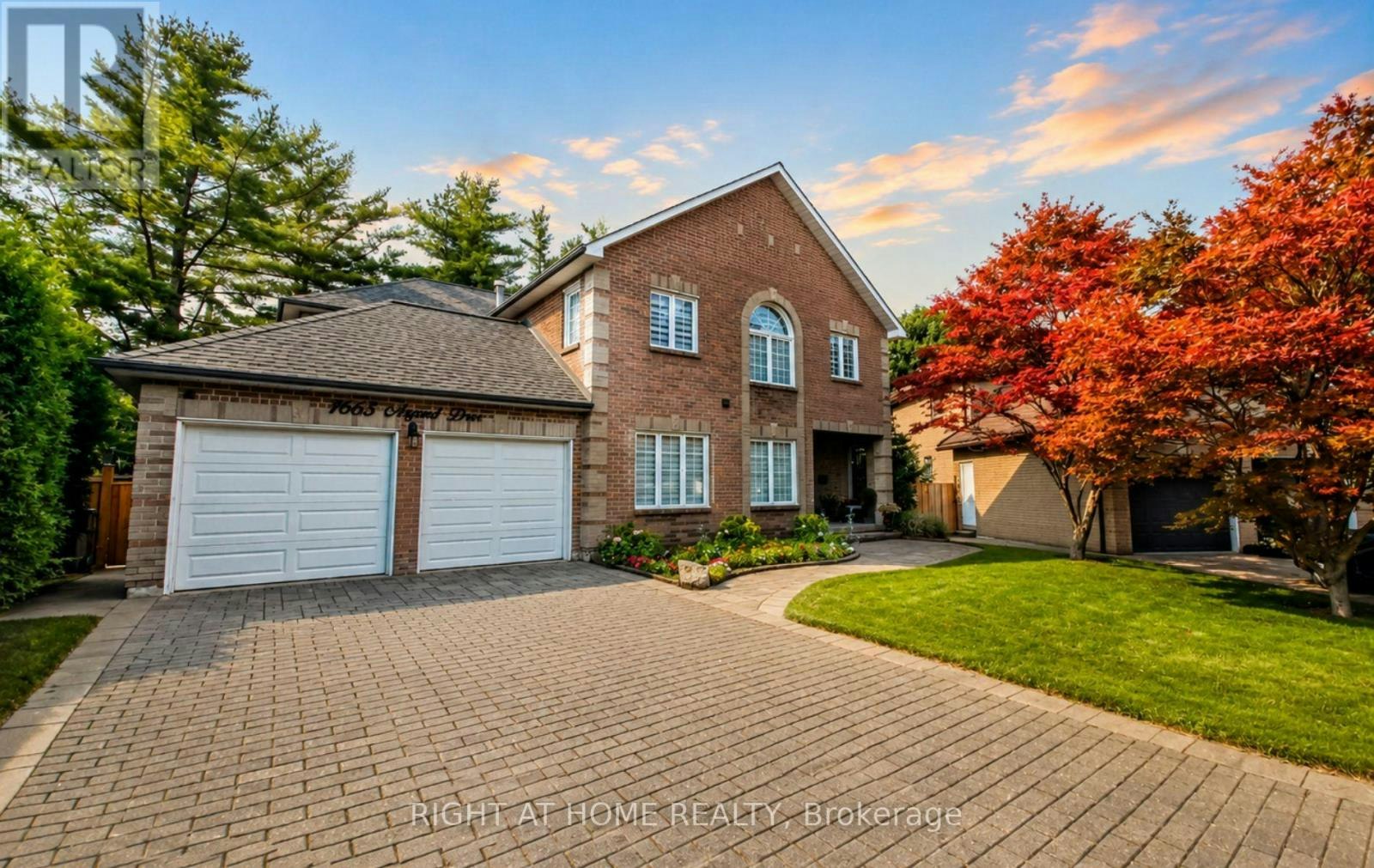 1665 Asgard Drive, Mississauga, ON, L5E 3G5