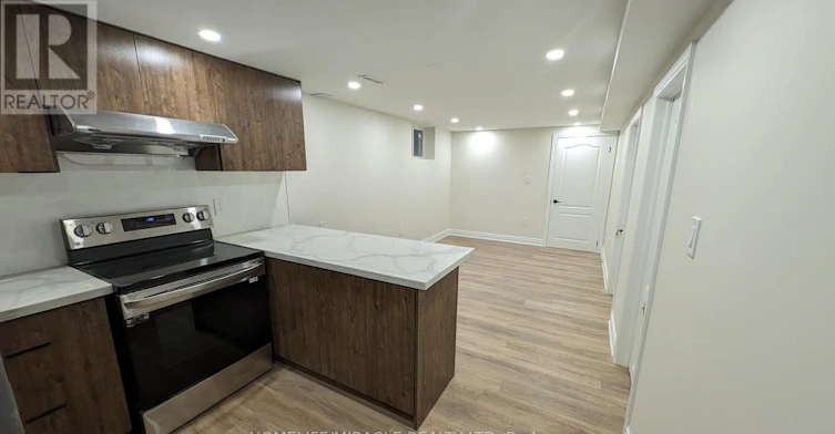 163 Whitfield Avenue, Toronto, ON, M9L 1H2 - 3
