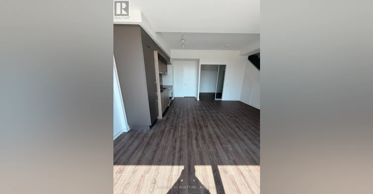 TH2-448 Burnhamthorpe Road W, Mississauga, ON, L5B 0R4 - 2