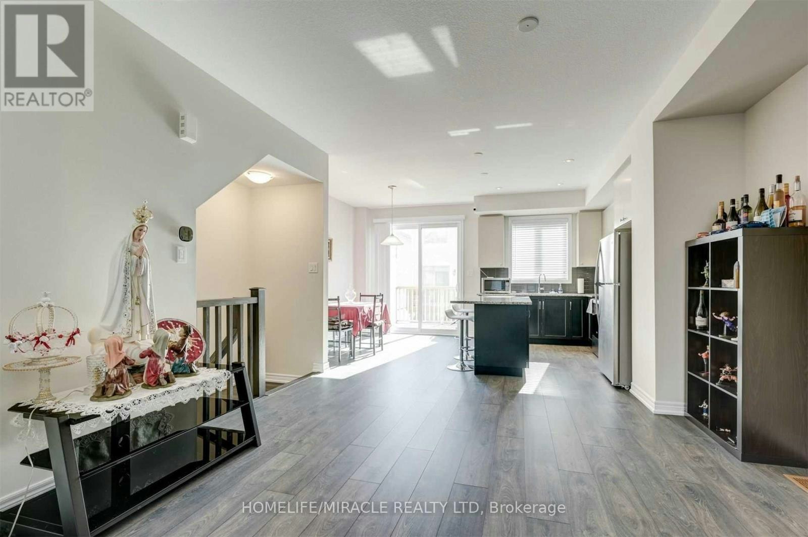 16 Hibiscus Lane, Hamilton, ON, L8K 5J3 - 18