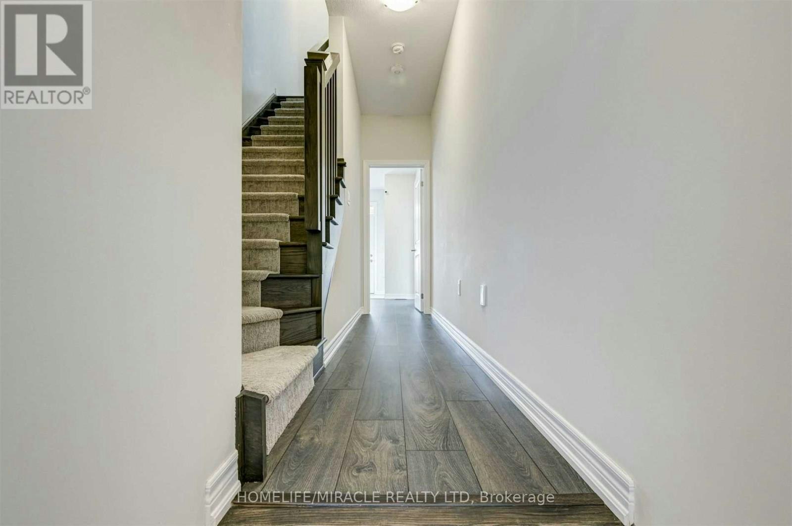 16 Hibiscus Lane, Hamilton, ON, L8K 5J3 - 6