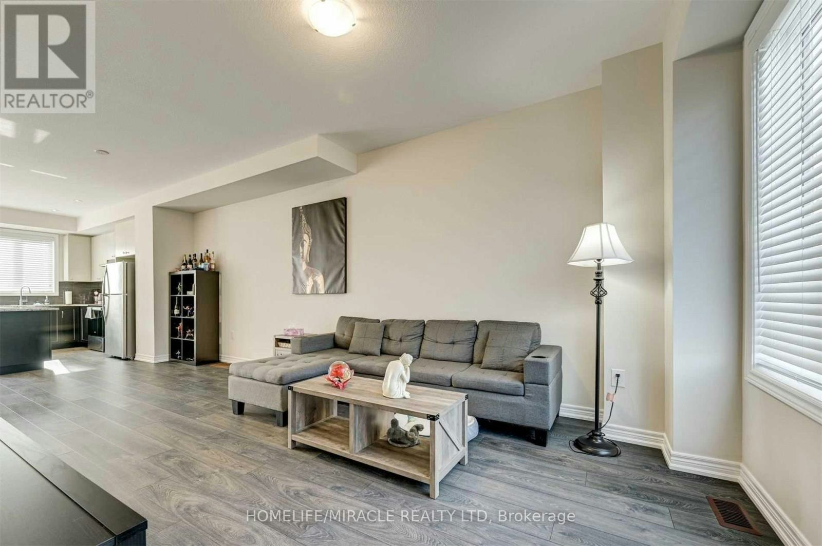 16 Hibiscus Lane, Hamilton, ON, L8K 5J3 - 16