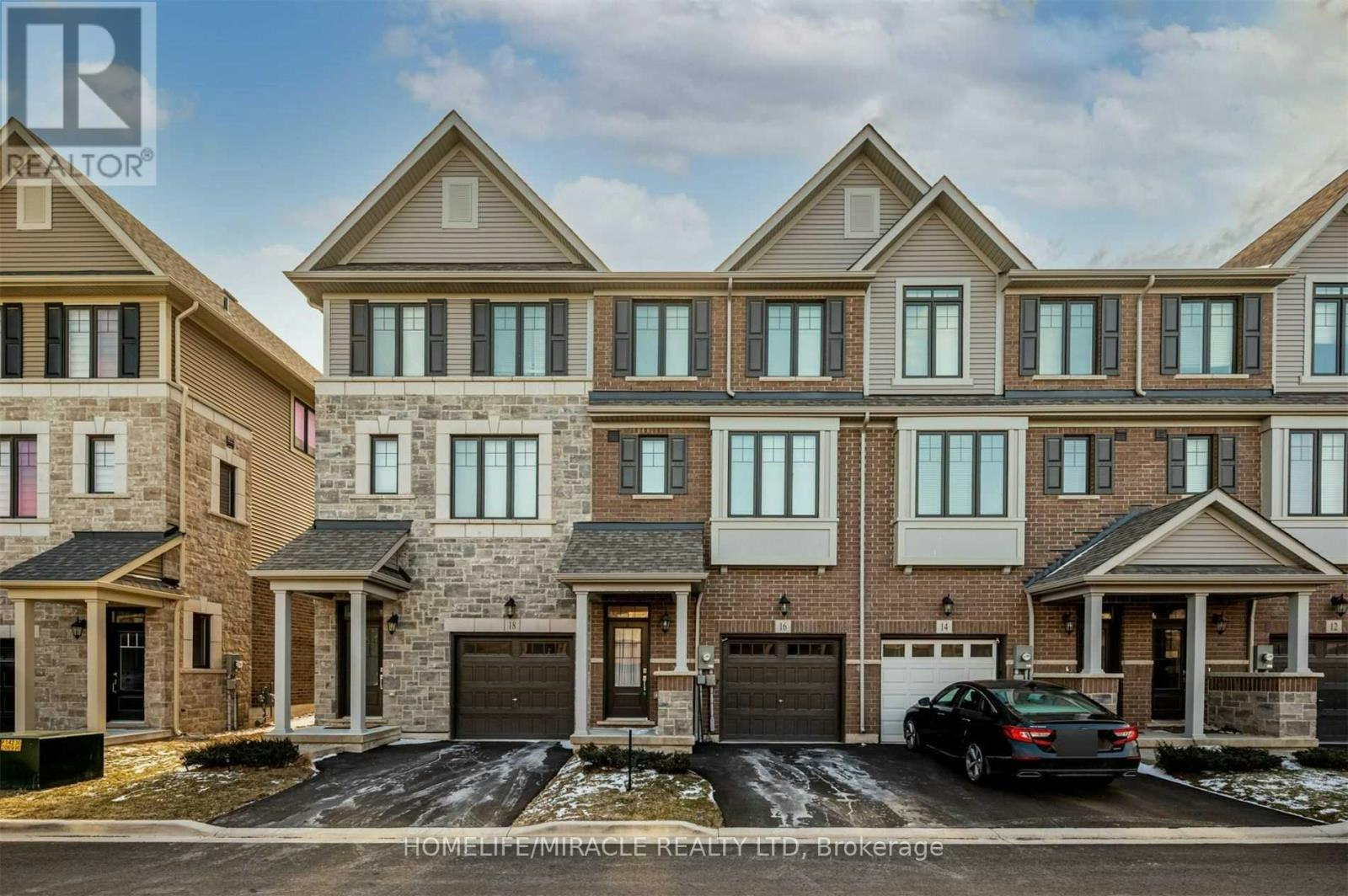 16 Hibiscus Lane, Hamilton, ON, L8K 5J3