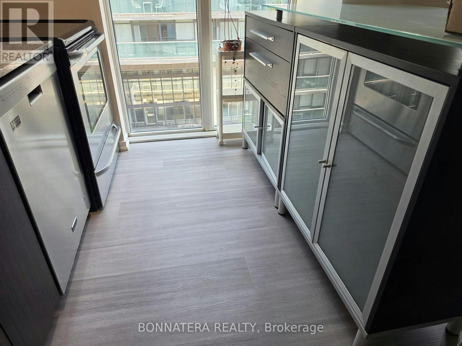 1210-150 Sudbury Street, Toronto, ON, M6J 3S8 - 13