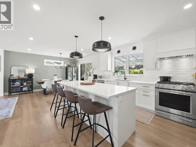 5301 10a Avenue - 2