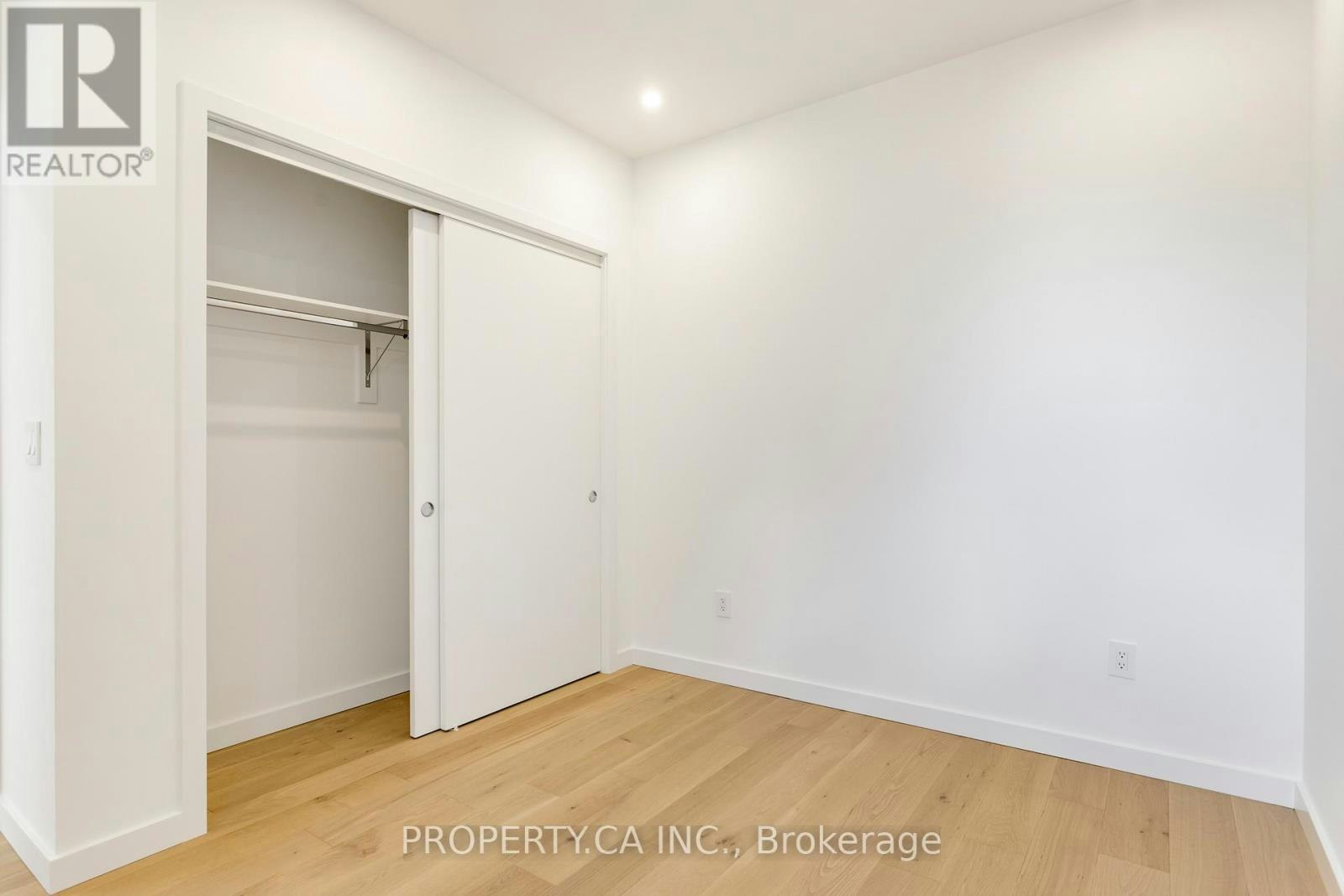 2-301 Keele Street, Toronto, ON, M6P 2K5 - 17
