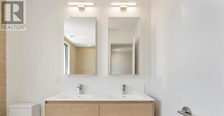 2-301 Keele Street, Toronto, ON, M6P 2K5 - 28