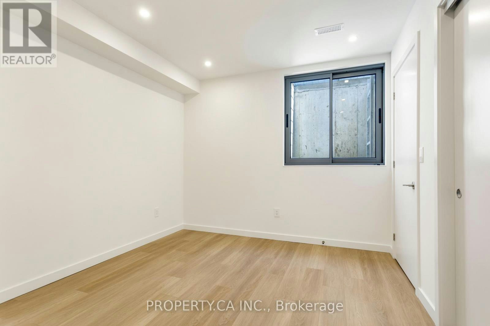 2-301 Keele Street, Toronto, ON, M6P 2K5 - 41