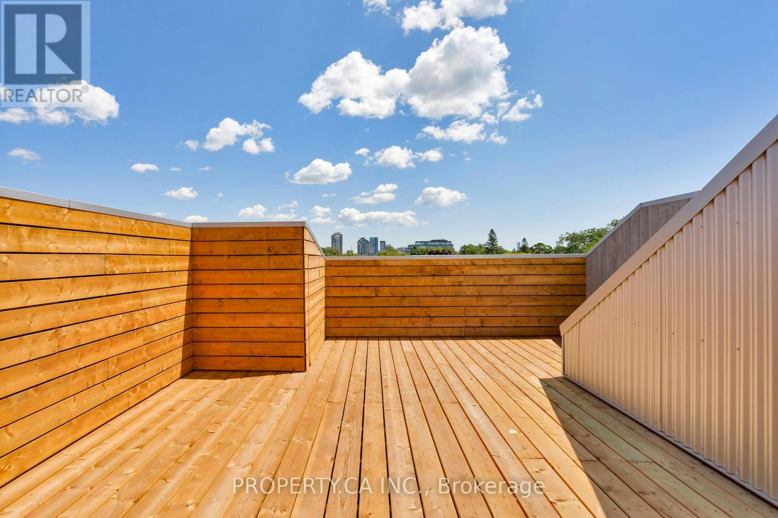 2-301 Keele Street, Toronto, ON, M6P 2K5 - 32
