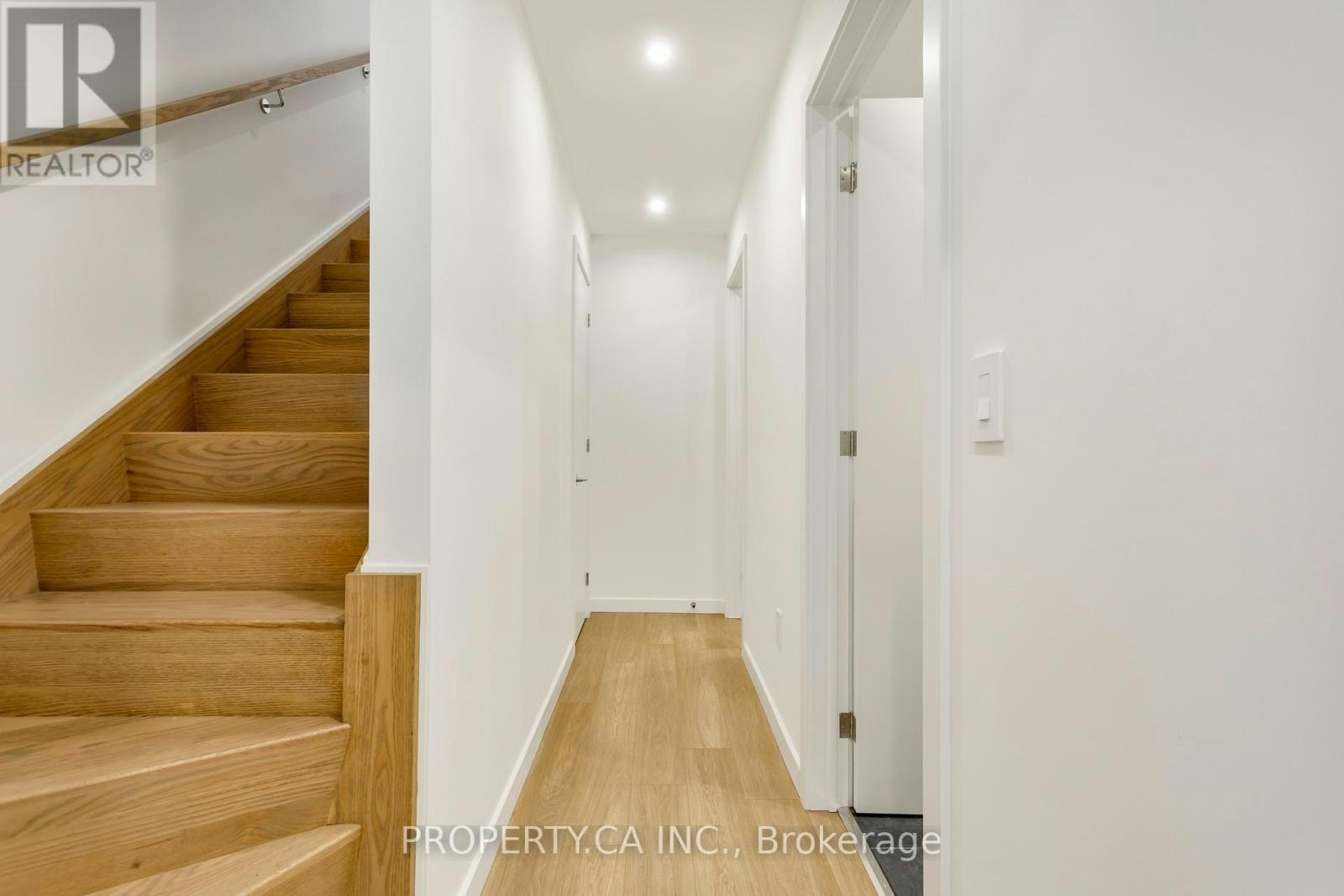 2-301 Keele Street, Toronto, ON, M6P 2K5 - 36
