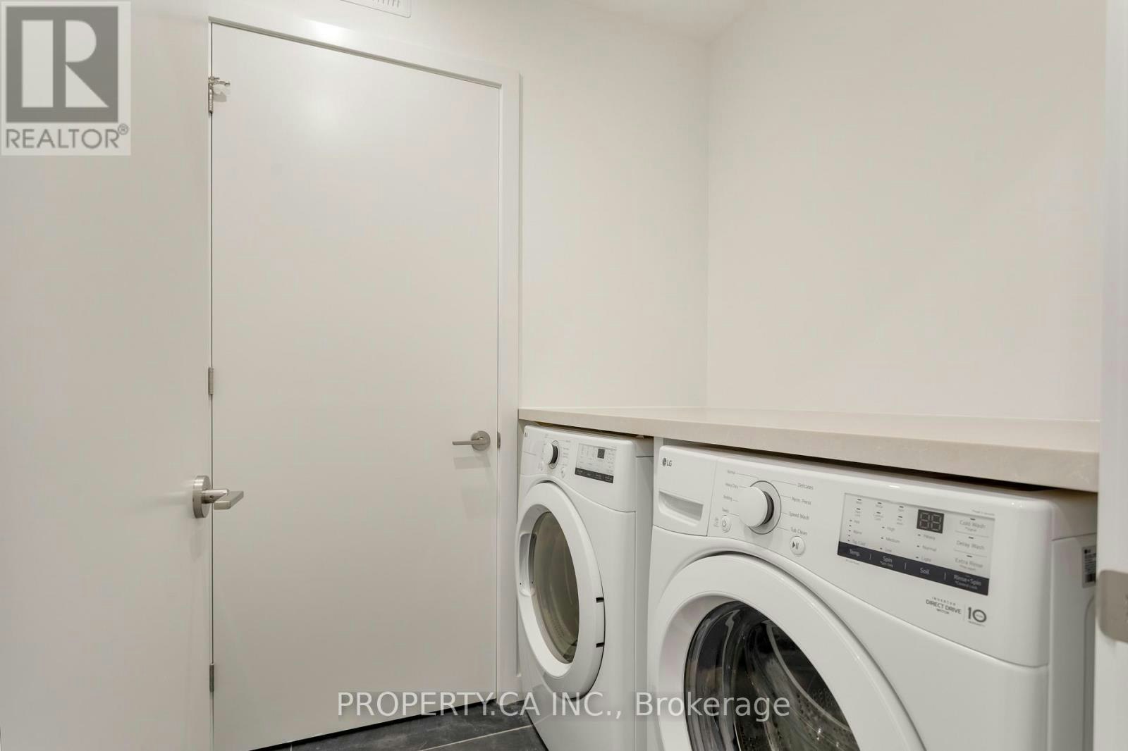 2-301 Keele Street, Toronto, ON, M6P 2K5 - 37