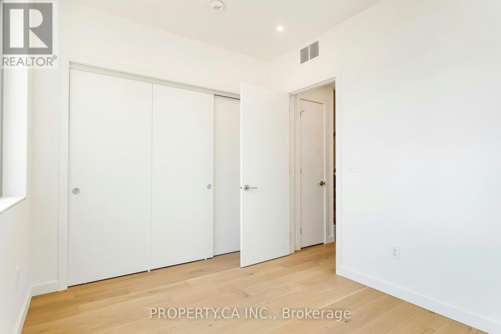 2-301 Keele Street, Toronto, ON, M6P 2K5 - 20