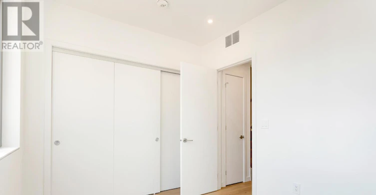 2-301 Keele Street, Toronto, ON, M6P 2K5 - 20