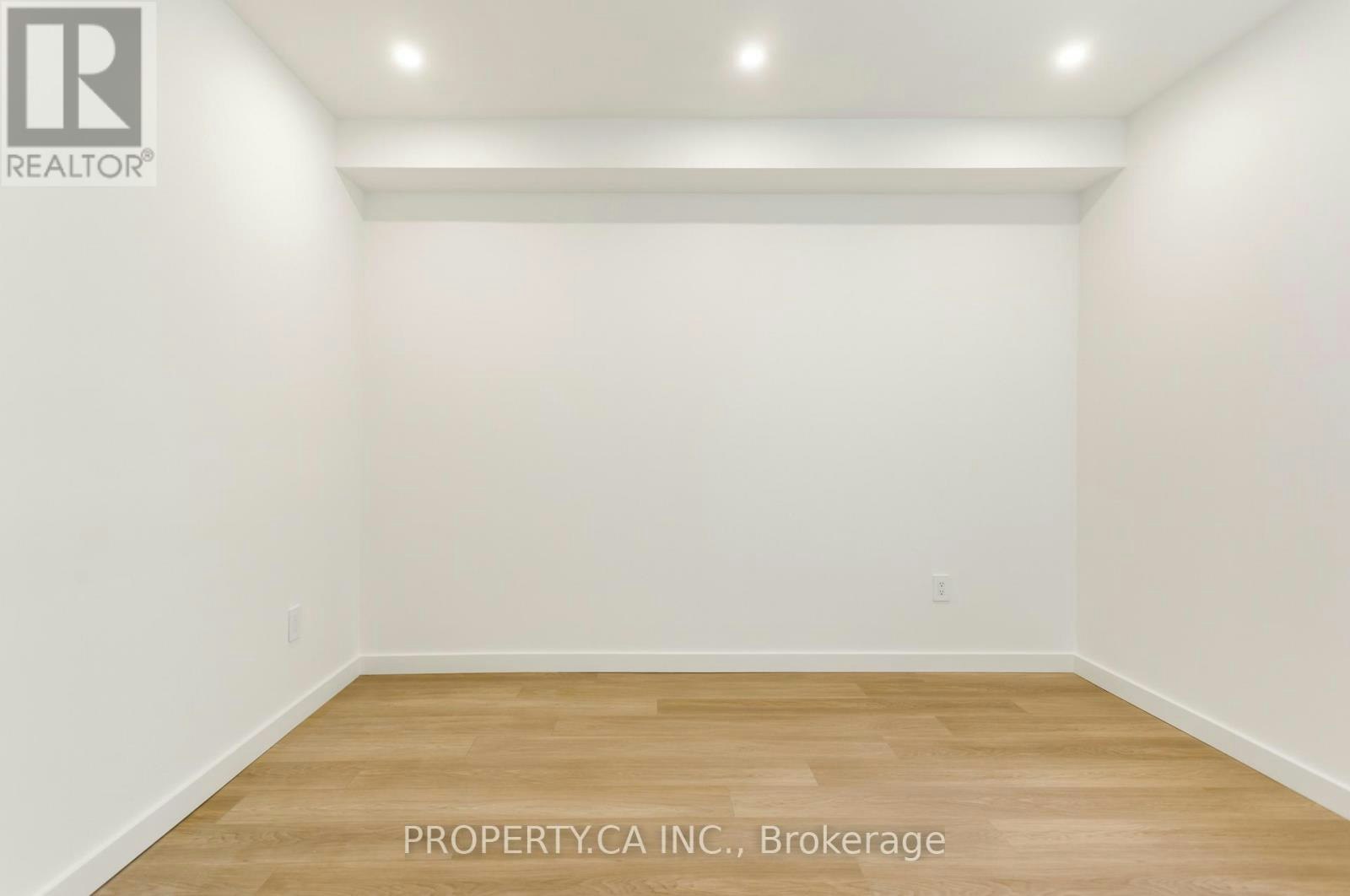 2-301 Keele Street, Toronto, ON, M6P 2K5 - 43