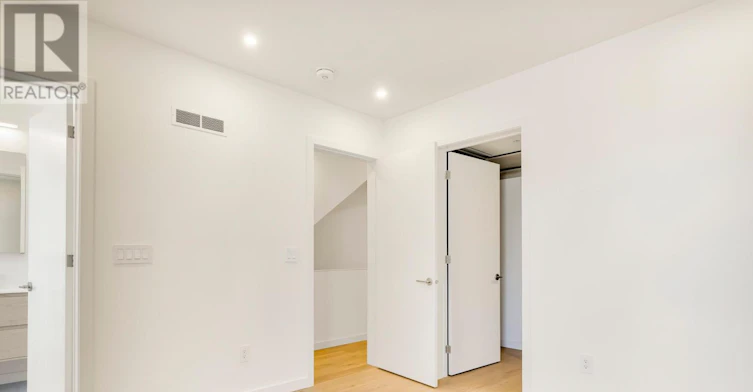 2-301 Keele Street, Toronto, ON, M6P 2K5 - 25