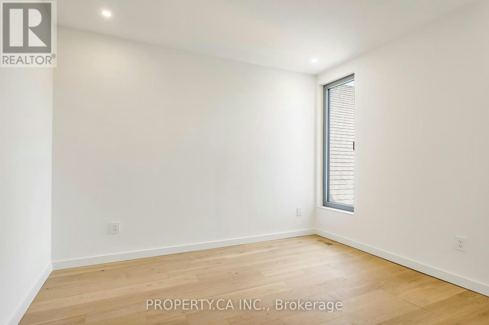 2-301 Keele Street, Toronto, ON, M6P 2K5 - 24