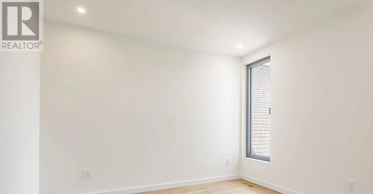 2-301 Keele Street, Toronto, ON, M6P 2K5 - 24