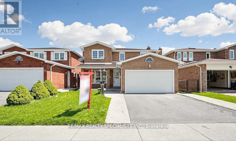 59 Sunforest Drive