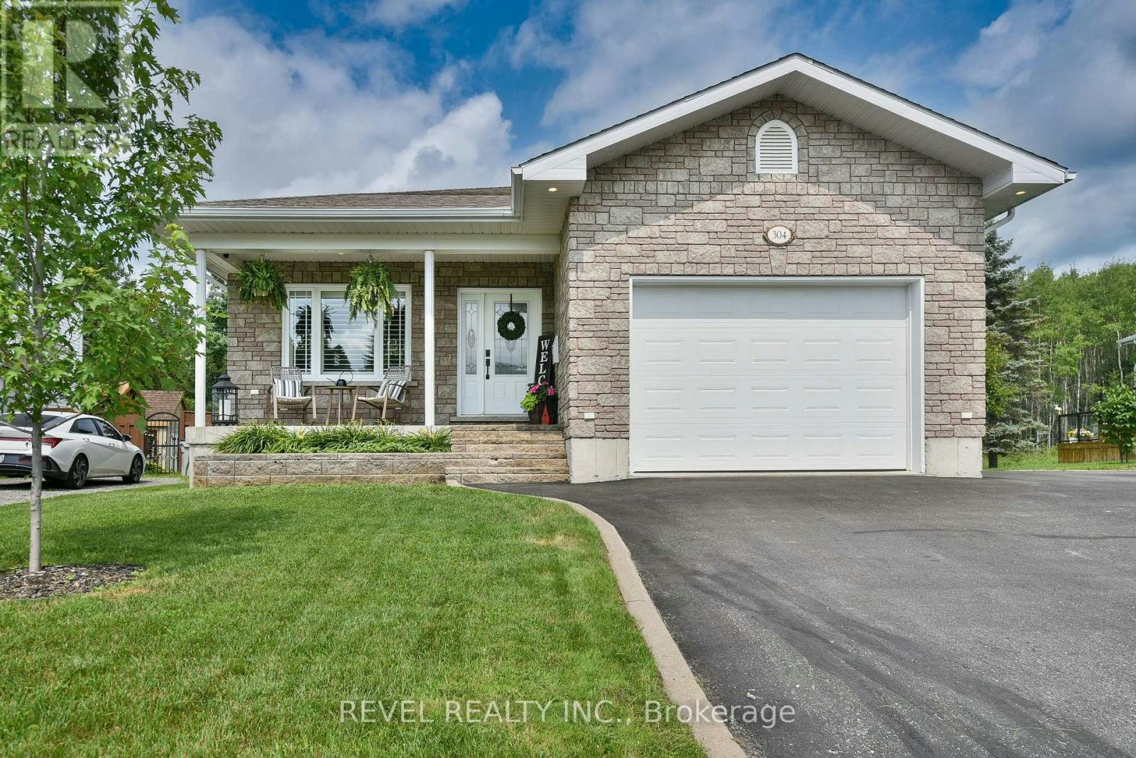304 Jv Bonhomme Boulevard, Timmins, ON, P4P 1H5
