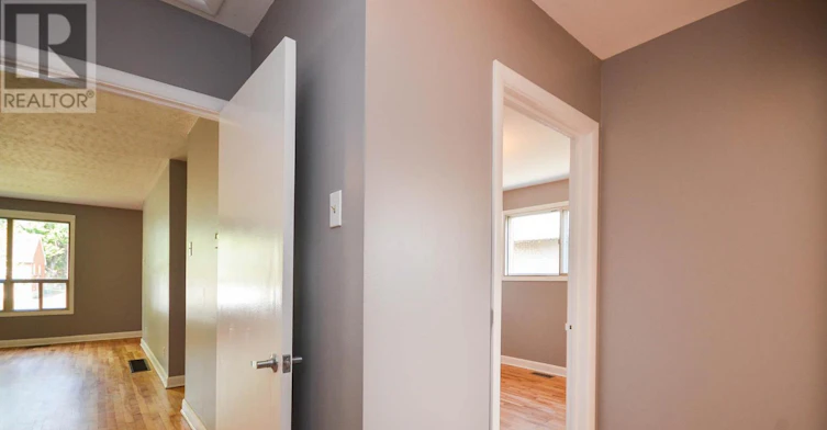 A-2428 Iris Street, Ottawa, ON, K2C 1C6 - 18