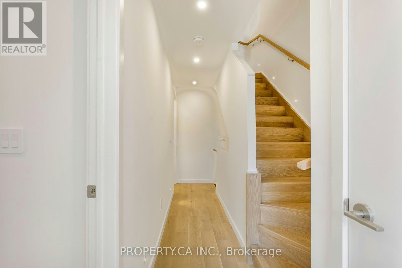 1-301 Keele Street, Toronto, ON, M6P 2K5 - 13