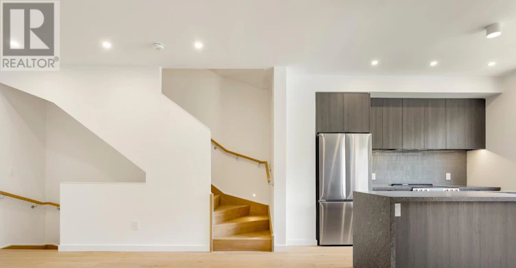 1-301 Keele Street, Toronto, ON, M6P 2K5 - 12