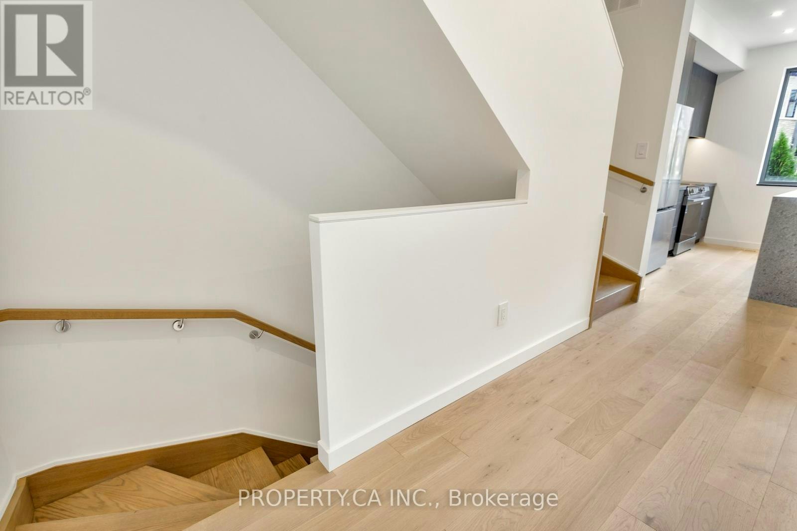 1-301 Keele Street, Toronto, ON, M6P 2K5 - 37