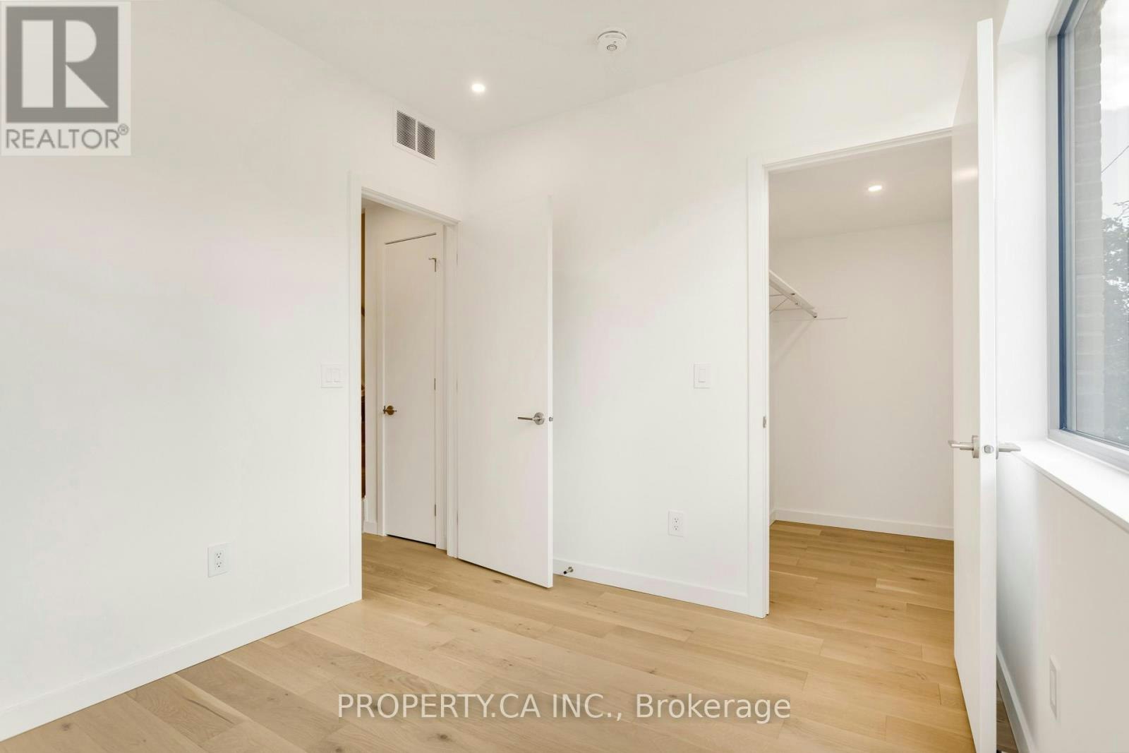 1-301 Keele Street, Toronto, ON, M6P 2K5 - 21