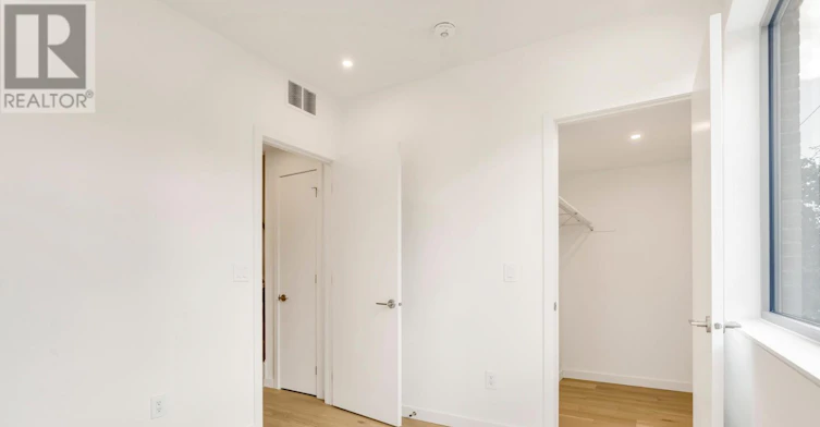 1-301 Keele Street, Toronto, ON, M6P 2K5 - 21
