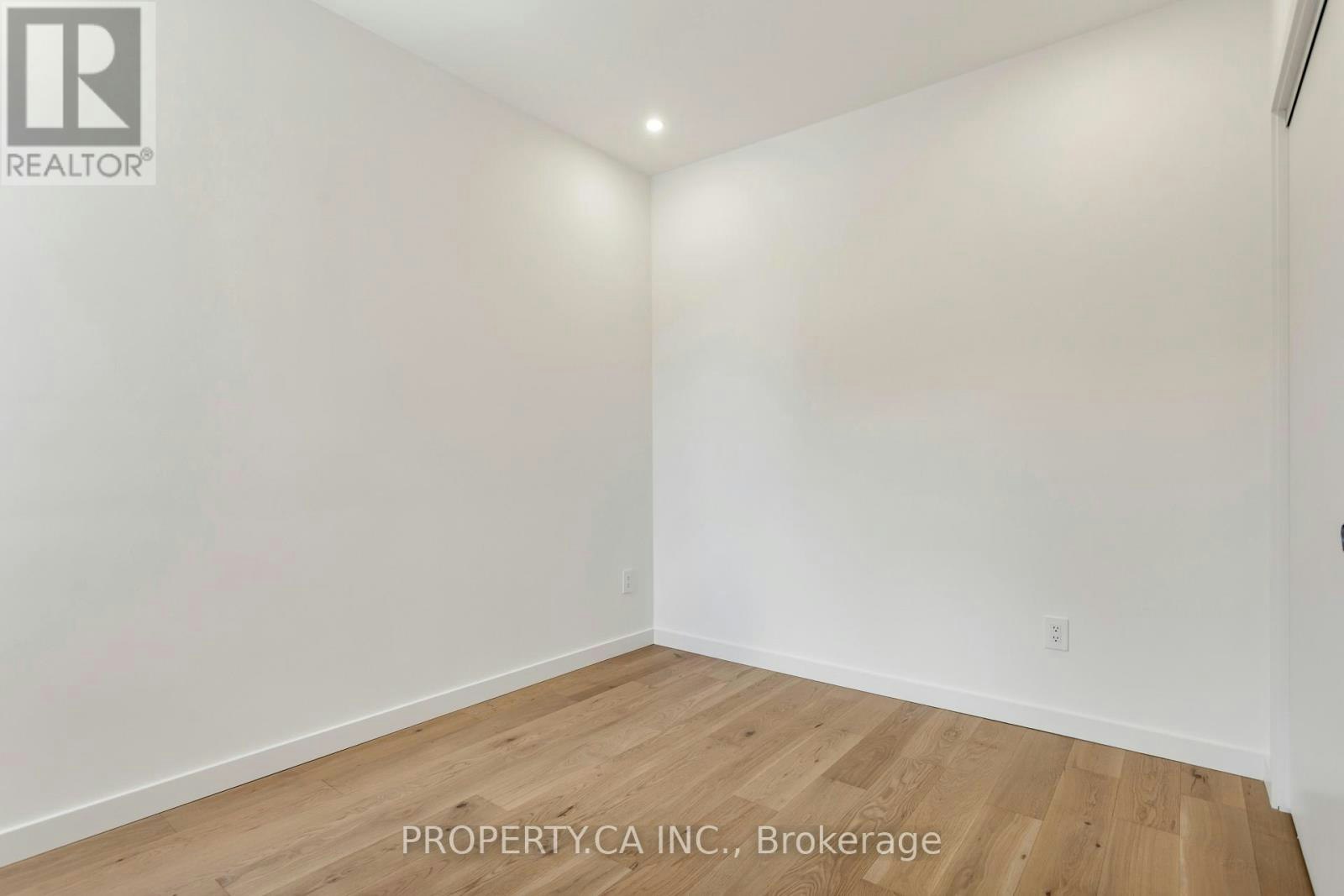1-301 Keele Street, Toronto, ON, M6P 2K5 - 16