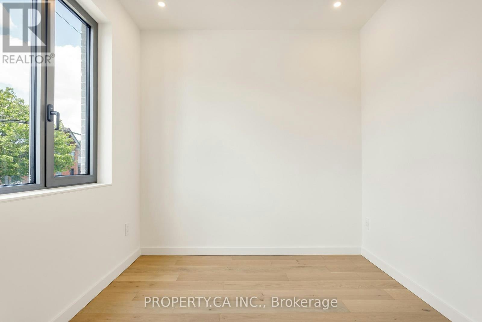 1-301 Keele Street, Toronto, ON, M6P 2K5 - 23