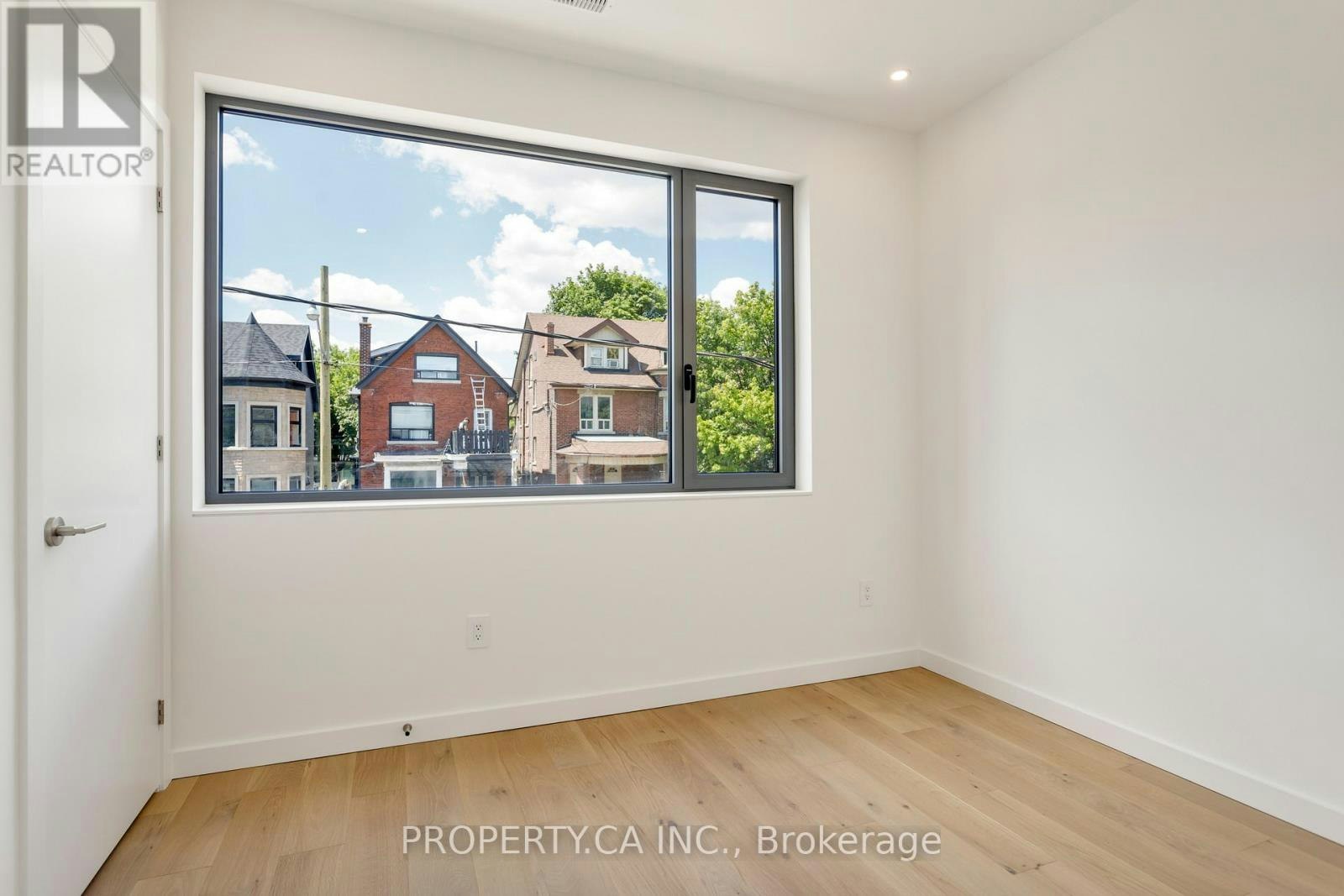 1-301 Keele Street, Toronto, ON, M6P 2K5 - 19