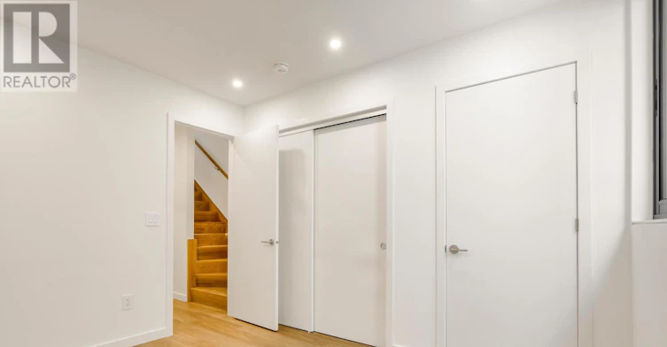 1-301 Keele Street, Toronto, ON, M6P 2K5 - 44
