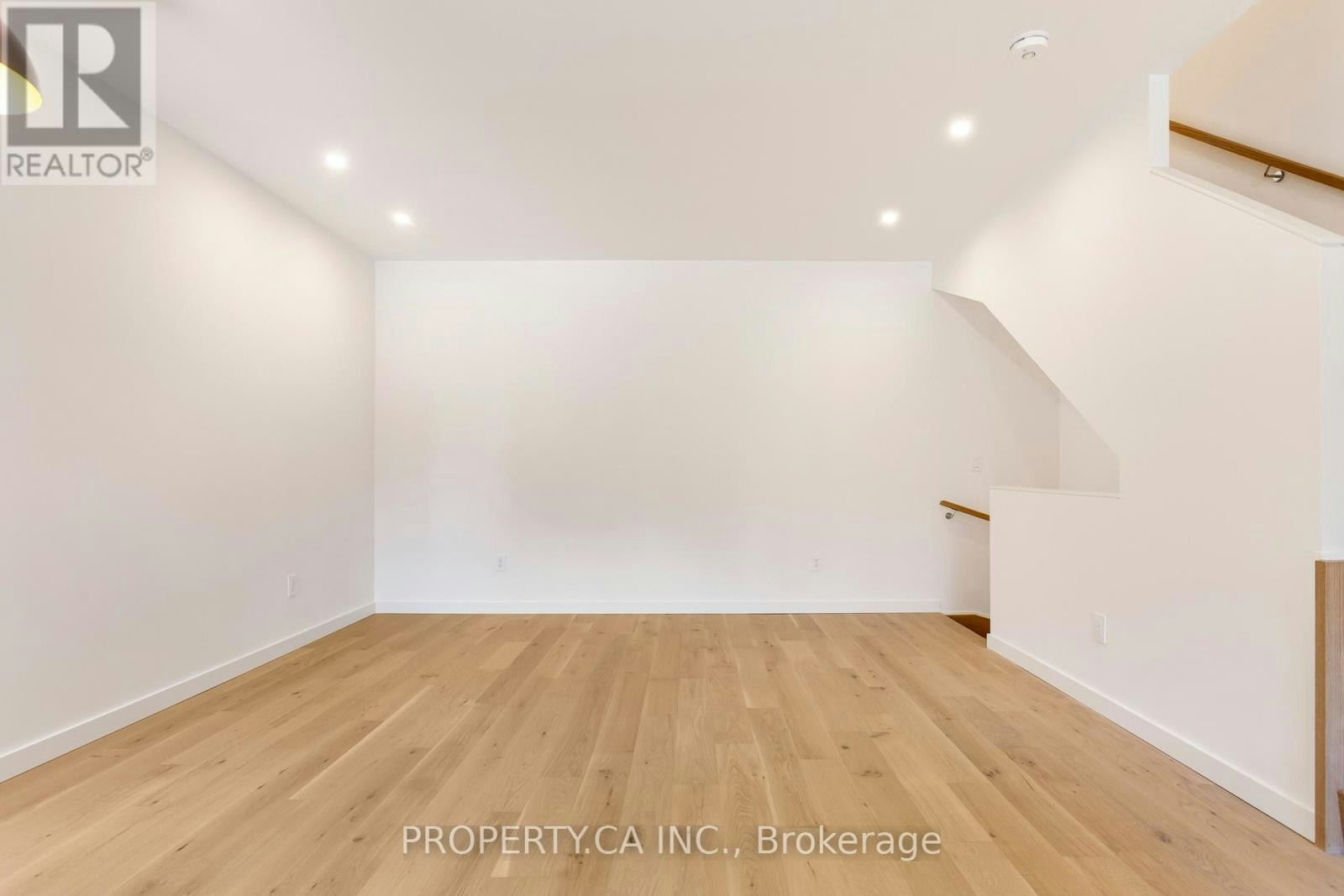 1-301 Keele Street, Toronto, ON, M6P 2K5 - 9