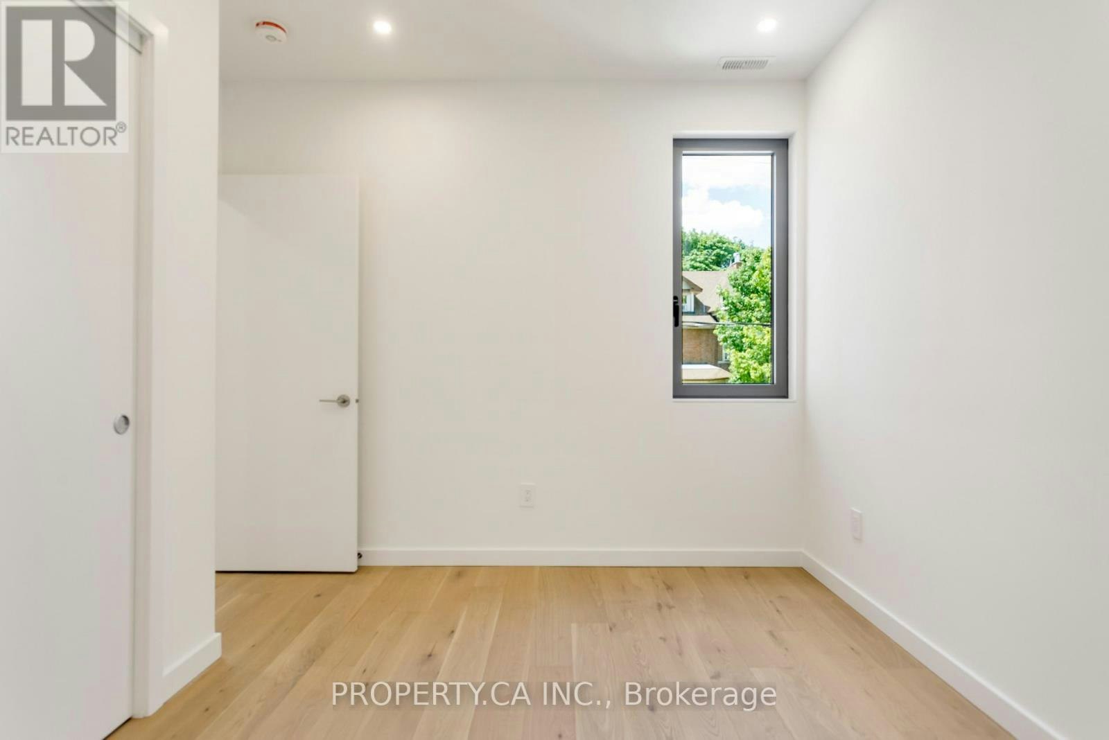 1-301 Keele Street, Toronto, ON, M6P 2K5 - 18