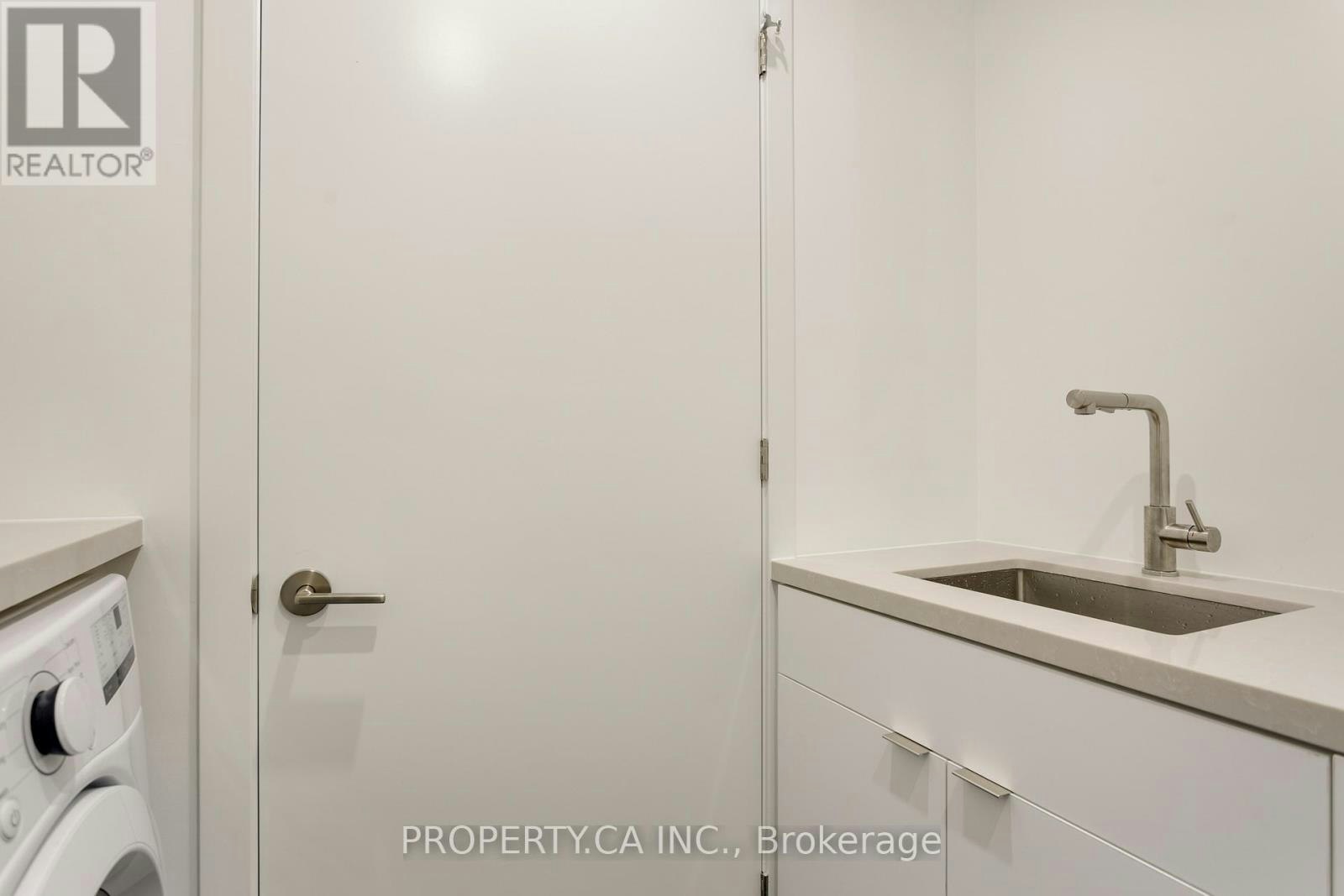 1-301 Keele Street, Toronto, ON, M6P 2K5 - 42