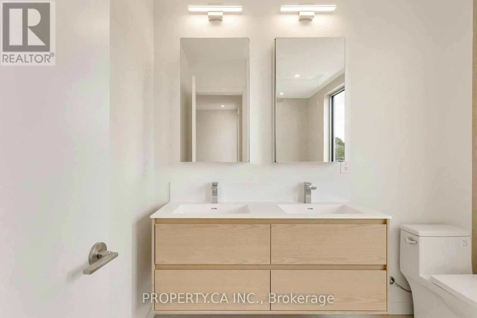 1-301 Keele Street, Toronto, ON, M6P 2K5 - 30
