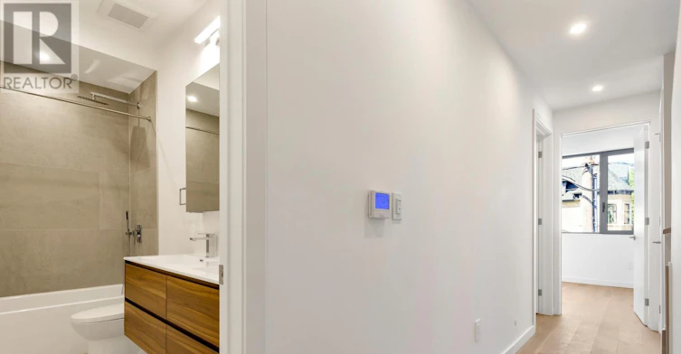 3-301 Keele Street, Toronto, ON, M6P 2K5 - 15