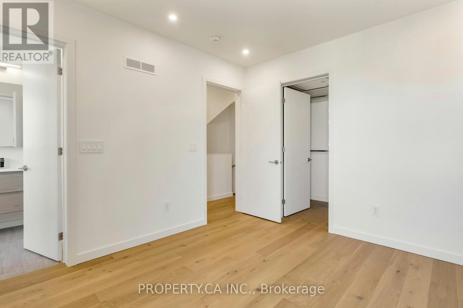 3-301 Keele Street, Toronto, ON, M6P 2K5 - 26